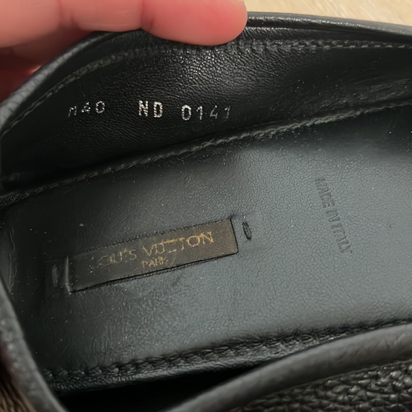 Authentic Black Louis Vuitton Black Grained Leather Rumor Loafers Size 40 - Picture 6 of 10